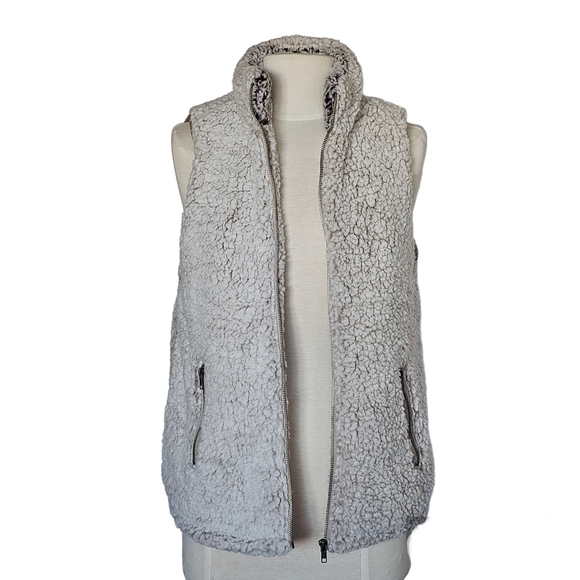 THREAD & SUPPLY Sherpa Vest Womens Small - Picture 1 of 4